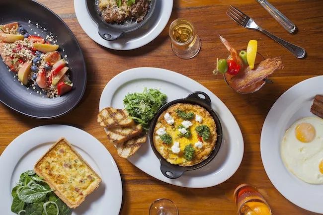 Gastronomic Delights of Southern California: A Selection of Top Eateries