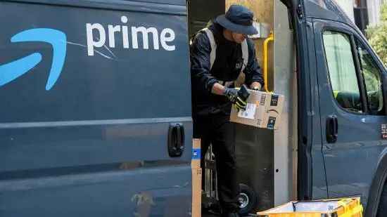 Amazon Expands Same-Day and Next-Day Delivery to Over 4,000 U.S. Towns and Rural Areas